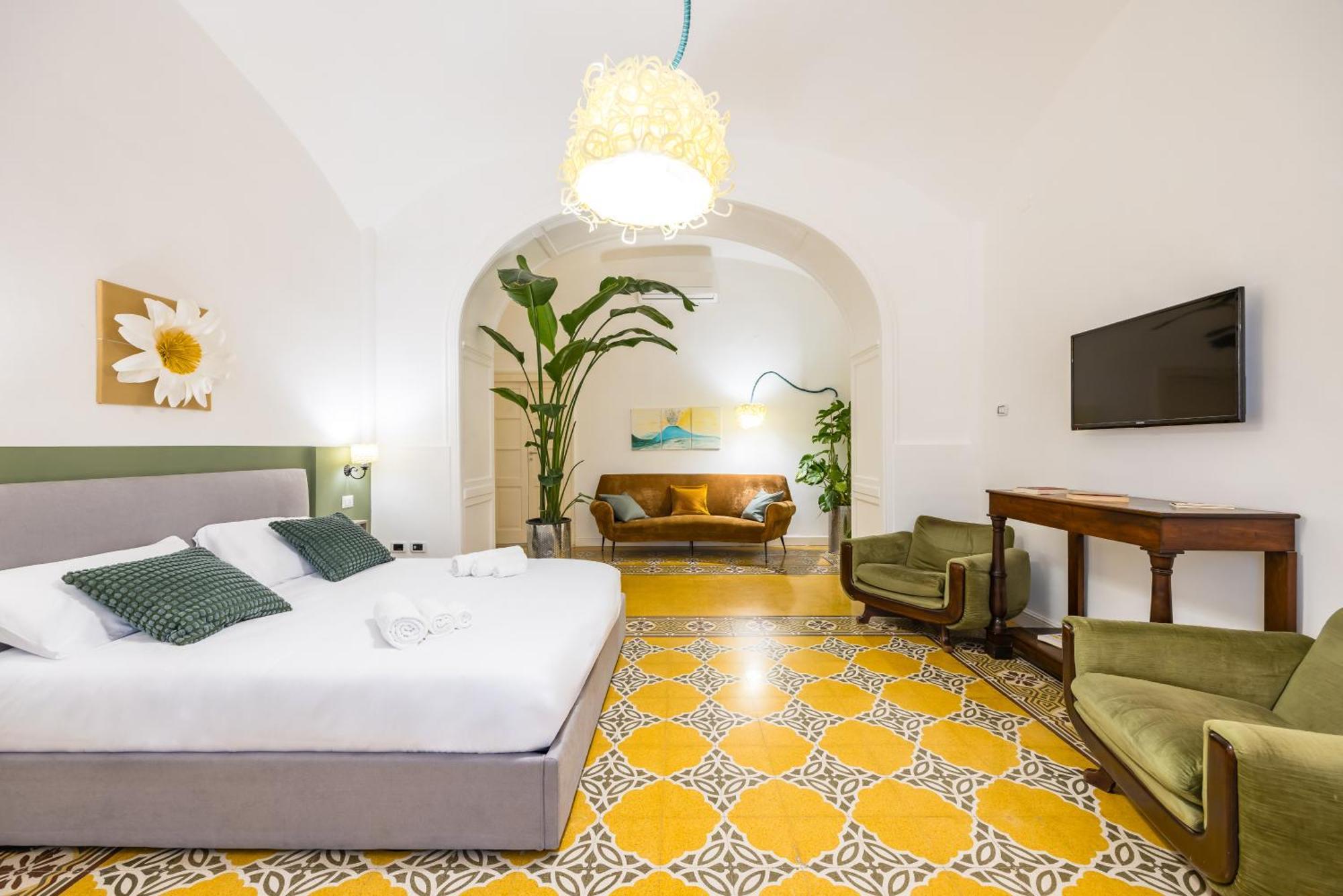 Kea Home, Entire House In The Heart Of * Napoli
