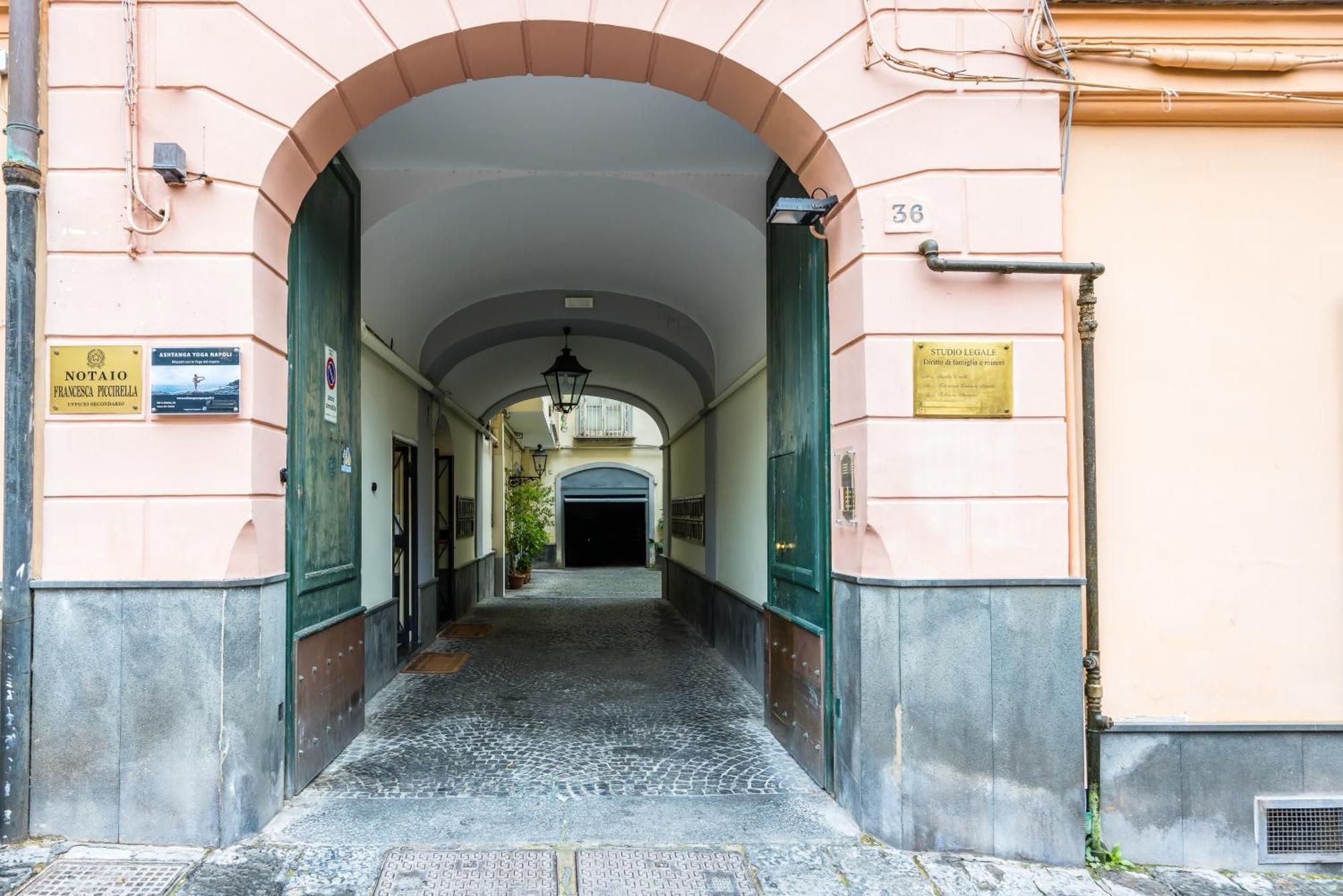 Appartamento Kea Home, Entire House In The Heart Of Napoli